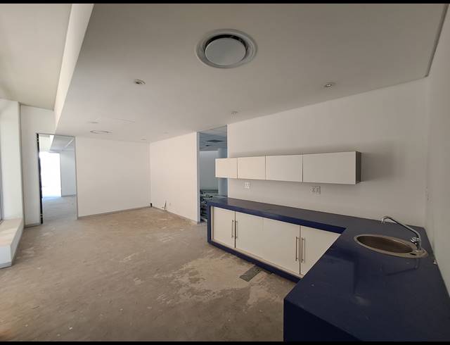 285M² OFFICE TO LET IN ILLOVO